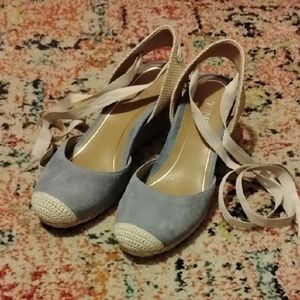 Vionic Light Blue Espadrille Wedge Slingback with Cream Toe